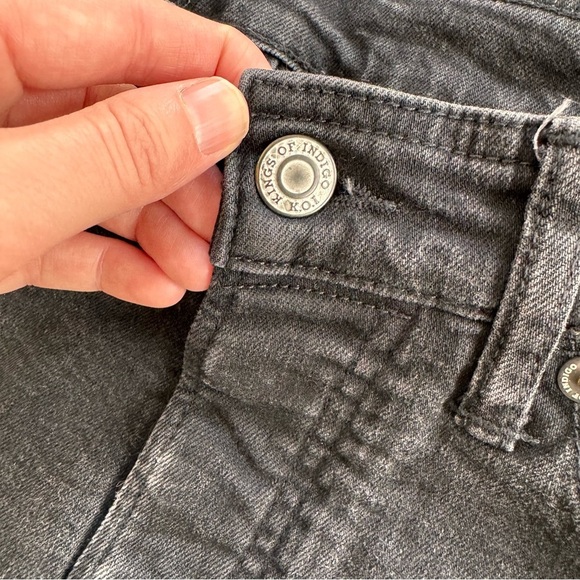 KINGS OF INDIGO BLACK JOHN LONG RISE SLIM JEANS - 32 - Picture 5 of 17